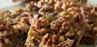 Posne štanglice sa suvim grožđem posne stanglice sa suvim grozdjem recept