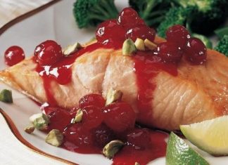 Dimljeni losos u sosu od brusnice dimljeni losos u sosu od brusnice recept