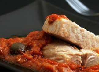 Tunjevina u umaku tunjevina u umaku recept