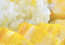 Mango sa kokosovim mlekom i pirinčem mango sa kokosovim mlekom i pirincem