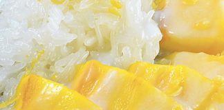 Mango sa kokosovim mlekom i pirinčem mango sa kokosovim mlekom i pirincem