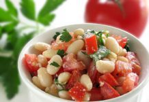 Posna salata od pasulja sa paradajzom salata od pasulja sa paradajzom
