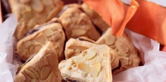 Posni badem trouglići Posni badem trouglići recept