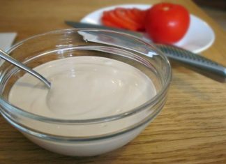 Tahini (tan) sos tahini sos recept