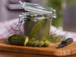 kiseli krastavcici recept