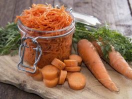 salata-od-sargarepe recept