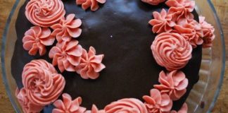Posna torta sa ratlukom Posna torta sa ratlukom