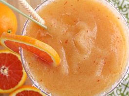 cedjeni-sok-od-pomorandze-kokosa-i-breskve-recept