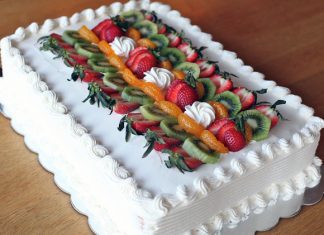 Posna plazma torta sa sezonskim voćem posna-plazma-torta-sa-sezonskim-vocem