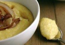 Postan kačamak sa crnim lukom na vodi postan kacamak sa crnim lukom recept