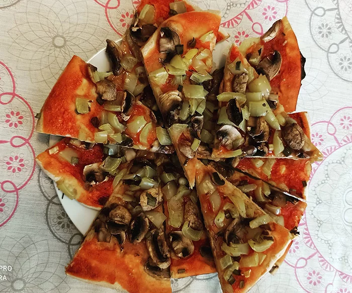 Posna pizza na vodi