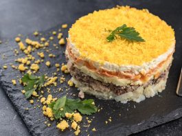 Posna Mimoza salata