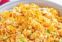Posna meksička salata sa čipsom Meksička salata sa čipsom