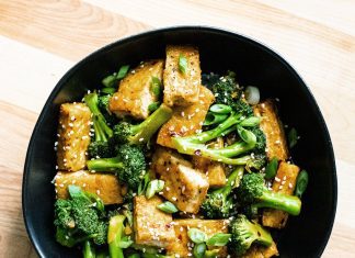 Dimljeni tofu sa povrćem Dimljeni tofu sa povrćem
