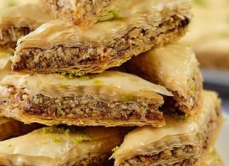 Posna baklava sa susamom Posna baklava sa susamom