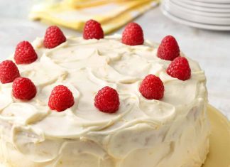 Posna voćna torta sa malinama Posna voćna torta sa malinama