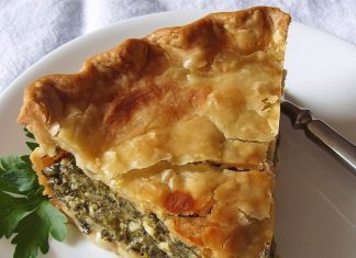 Posna pita sa spanaćem i pečurkama Posna pita sa spanaćem i pečurkama