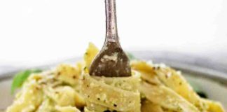 Posna domaća pasta od bundeve sa pesto sosom Posna domaća pasta od bundeve sa pesto sosom