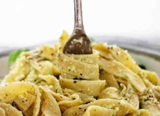 Posna domaća pasta od bundeve sa pesto sosom Posna domaća pasta od bundeve sa pesto sosom