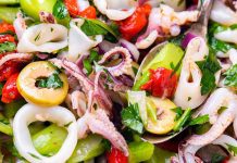 Posna salata sa lignjama Posna salata sa lignjama
