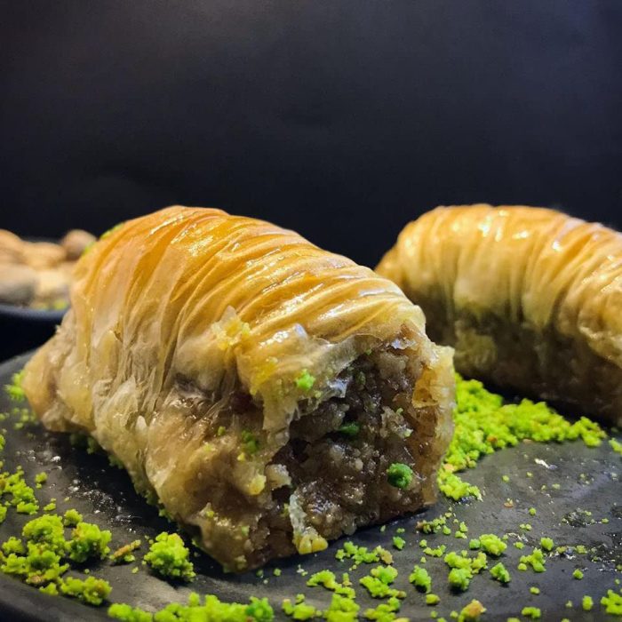 Posna gužvana baklava sa lešnicima