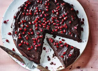 Posna torta sa narom Posna torta sa narom
