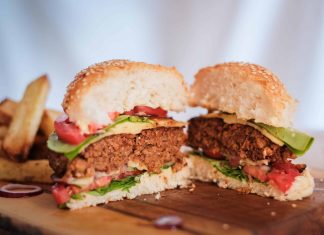 Posni burger od sojinog mesa Posni burger od sojinog mesa
