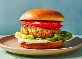 Posni burger od povrća Posni burger od povrća