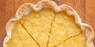 Posna pita sa ananasom Posna pita sa ananasom