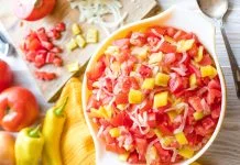Posna salata sa mladim lukom Posna salata sa mladim lukom