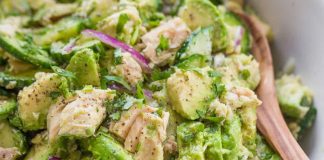 Posna tuna salata sa avokadom Posna tuna salata sa avokadom