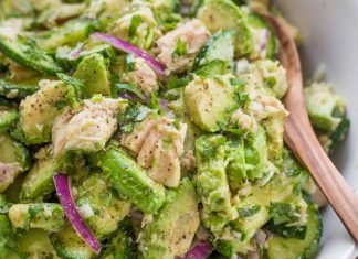 Posna tuna salata sa avokadom Posna tuna salata sa avokadom