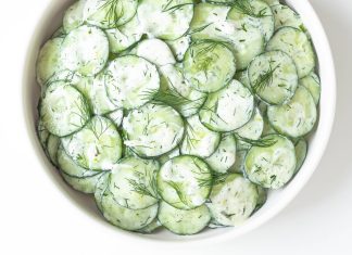 Posna salata od krastavca i jogurta Posna salata od krastavca i jogurta