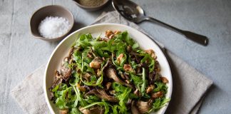 Posna salata od pečenih šampinjona Posna salata od pečenih šampinjona