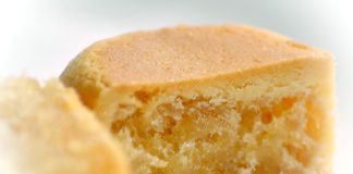 Posni kolač sa ananasom Posni kolač sa ananasom