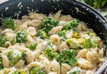 Posna kremasta pasta sa brokolijem Posna kremasta pasta sa brokolijem