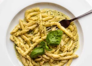 Posne makarone sa pesto sosom