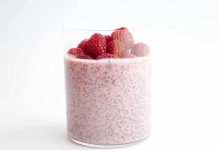 Posni čia puding sa malinama Posni čia puding sa malinama