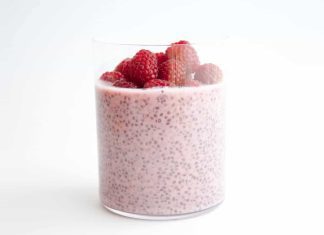 Posni čia puding sa malinama Posni čia puding sa malinama