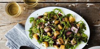 Posna salata od mladog krompira sa rukolom Posna salata od mladog krompira sa rukolom